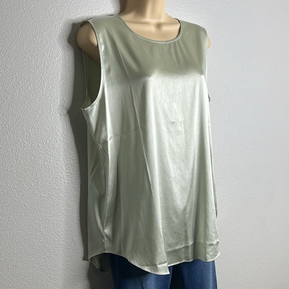 NWT Eileen Fisher mist silk spandex round crew neck sleeveless top - Picture 5 of 10